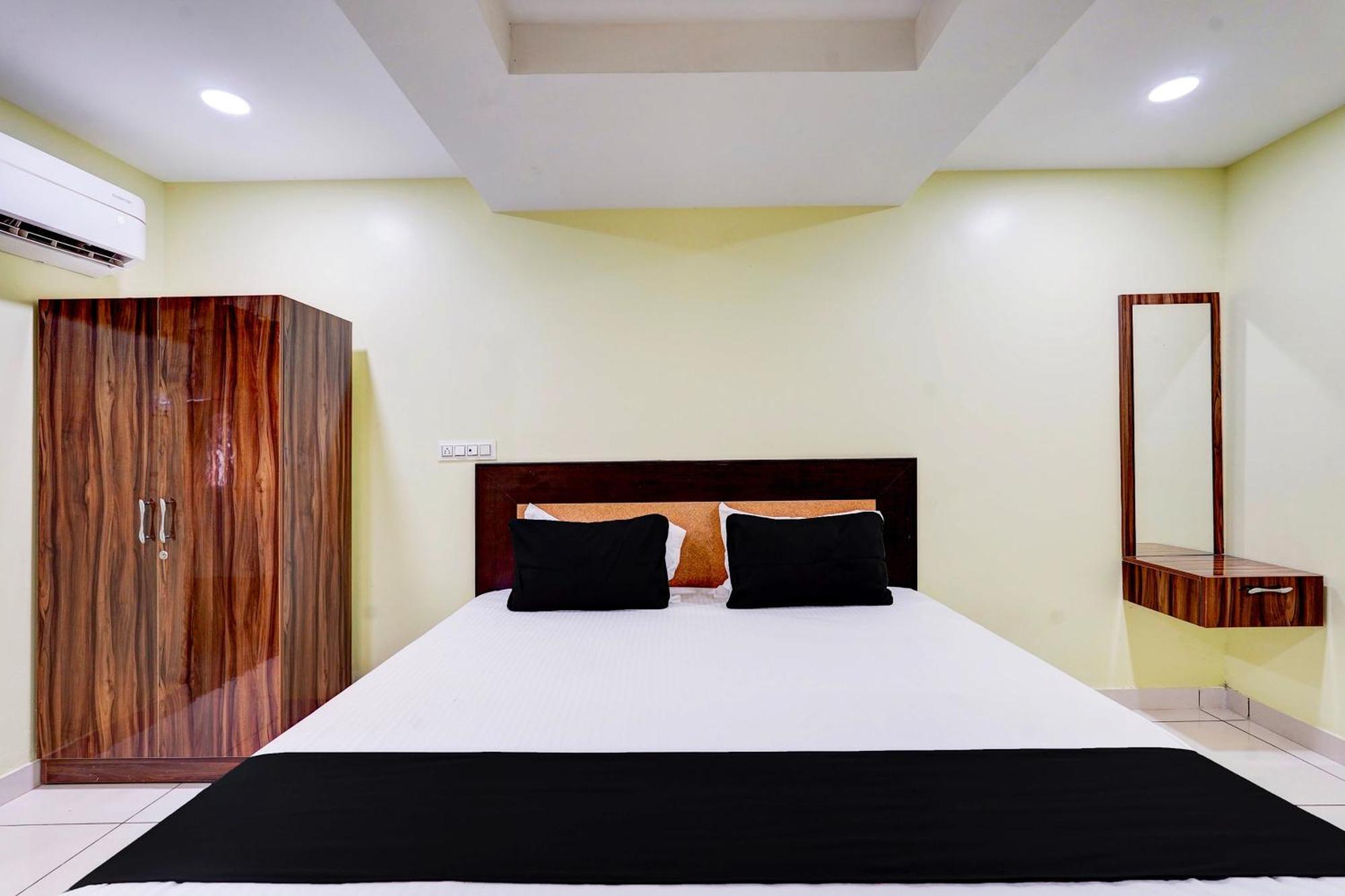 Super Hotel O Perungalathur Near Bus Stand Τσενάι Εξωτερικό φωτογραφία