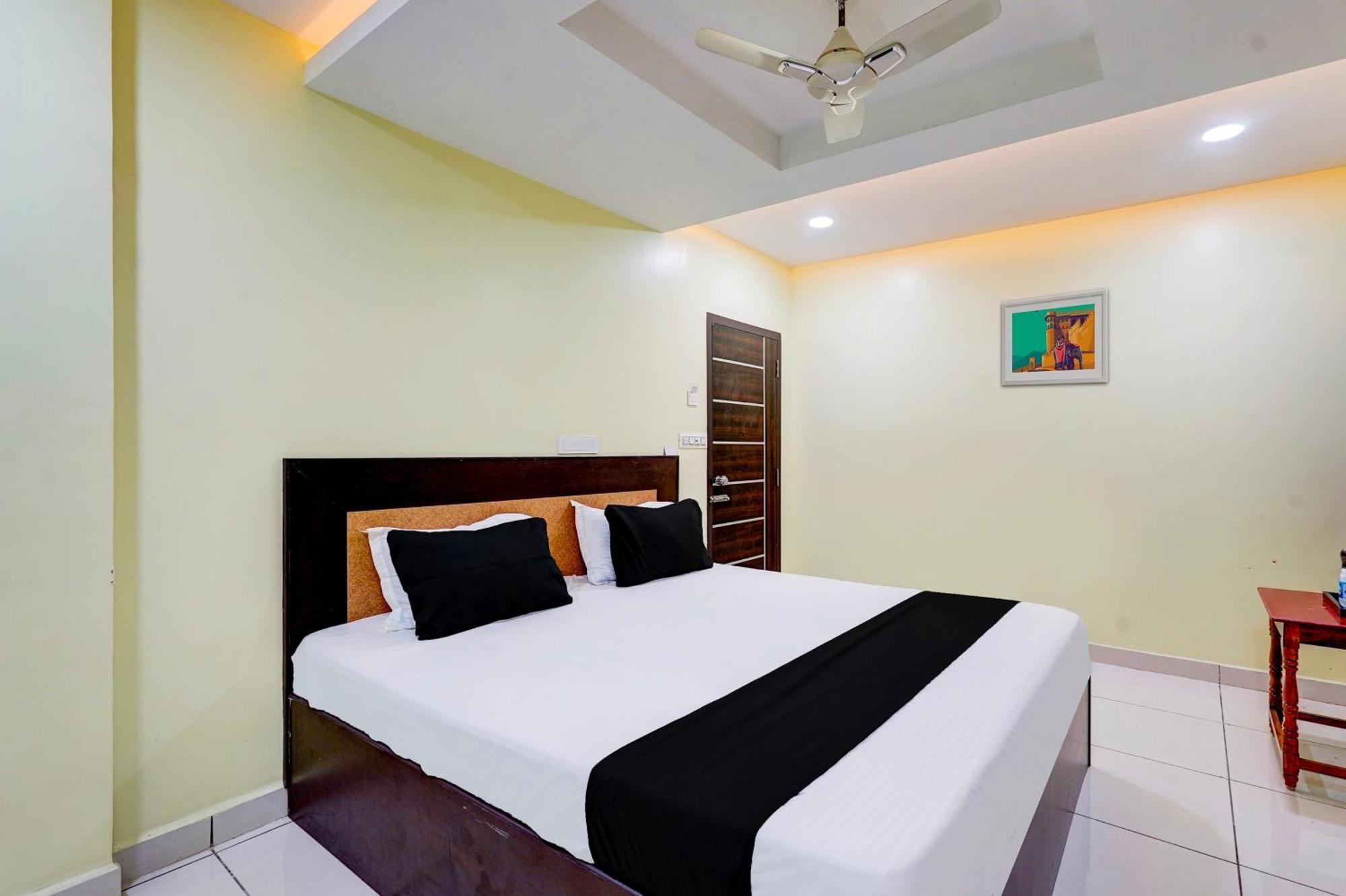 Super Hotel O Perungalathur Near Bus Stand Τσενάι Εξωτερικό φωτογραφία